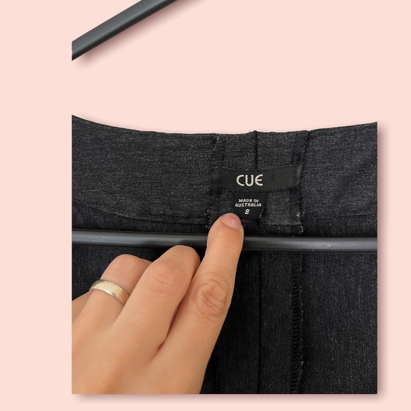 Cue dark grey sleeveless dress - Picture 3 of 3